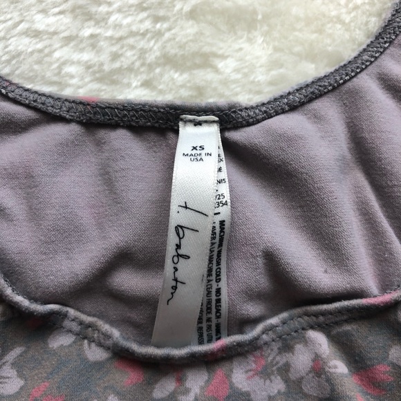 Aritzia T. Babaton floral fitted tank xs - Picture 4 of 5